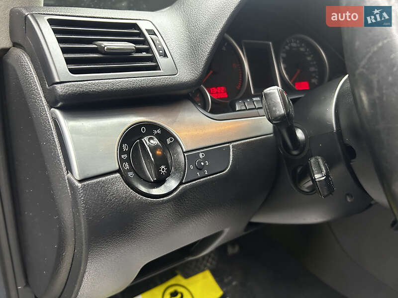 Універсал Audi A4 2005 в Чернівцях