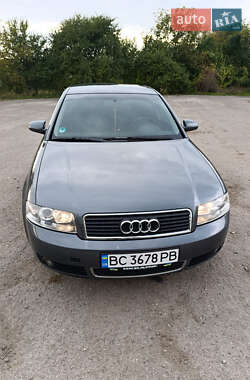 Седан Audi A4 2000 в Рогатині