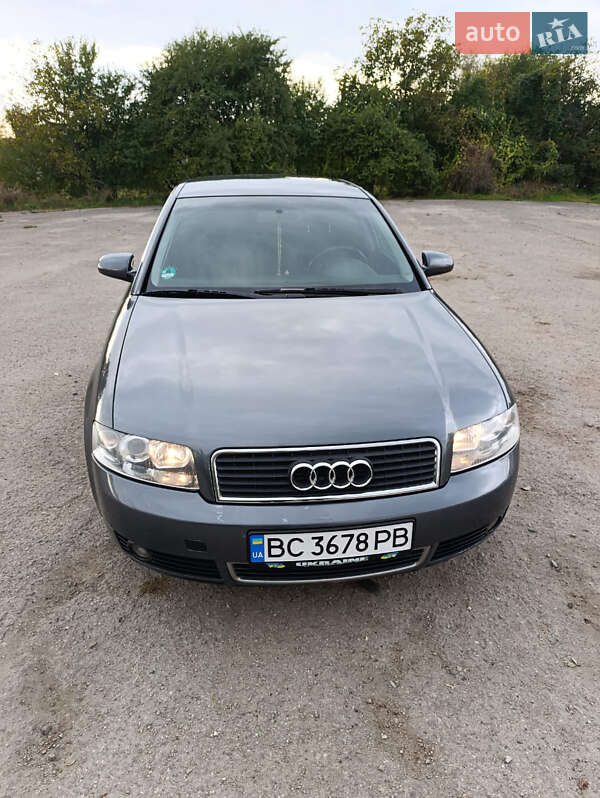 Седан Audi A4 2000 в Рогатині фото Седан Audi A4 2000 в Рогатині