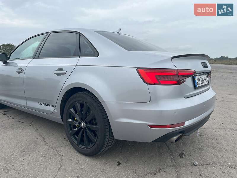 Седан Audi A4 2016 в Баре