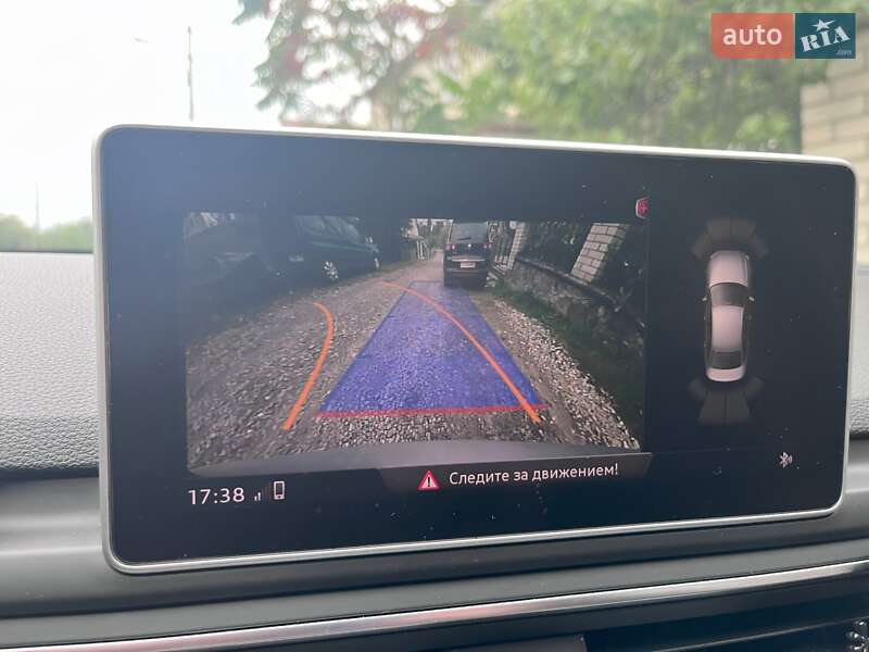 Седан Audi A4 2016 в Баре