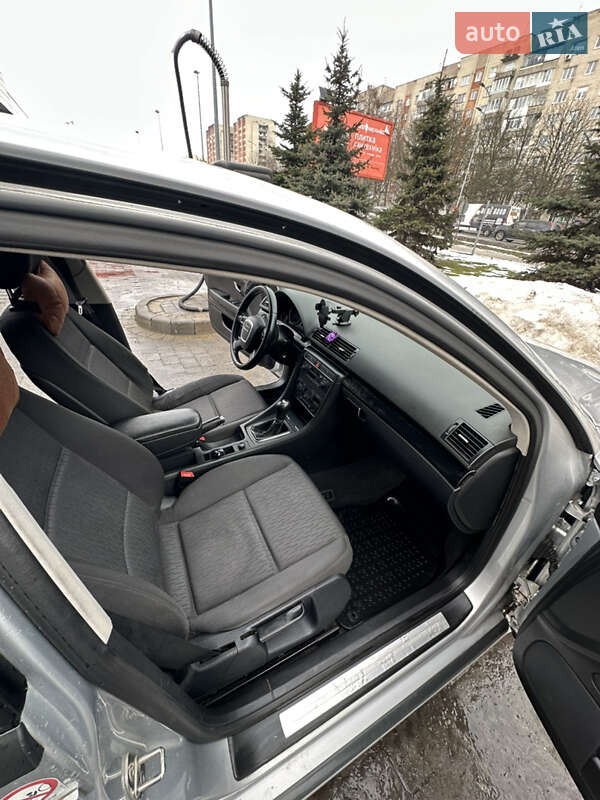 Седан Audi A4 2004 в Львове фото 26 Седан Audi A4 2004 в Львове