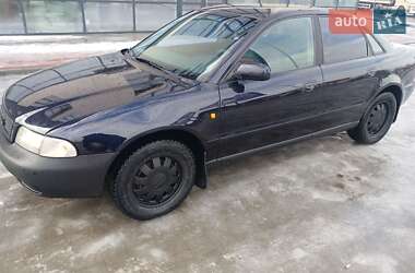 Седан Audi A4 1998 в Івано-Франківську