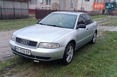 Седан Audi A4 1995 в Гусятині
