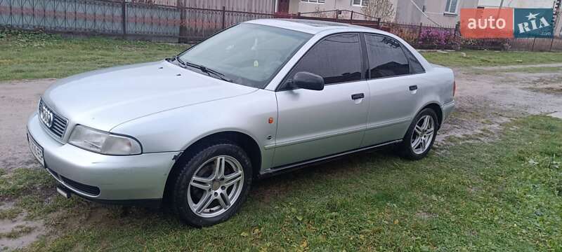 Седан Audi A4 1995 в Гусятині фото 10 Седан Audi A4 1995 в Гусятині