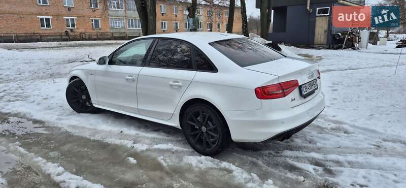 Седан Audi A4 2015 в Бахмаче
