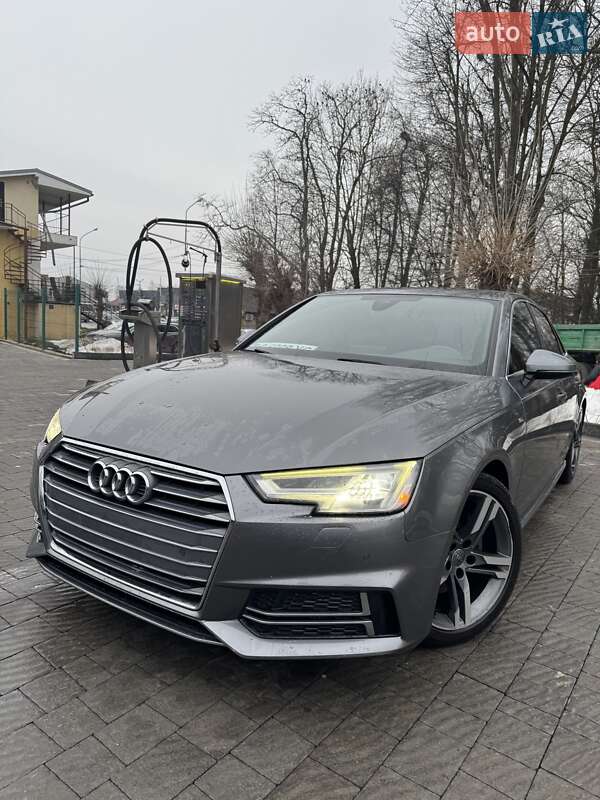 Седан Audi A4 2018 в Львове