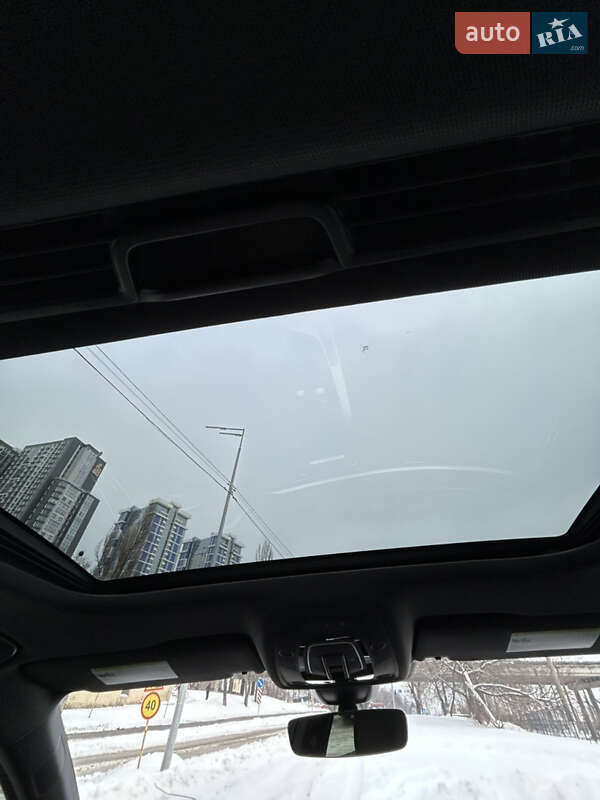 Седан Audi A4 2016 в Киеве