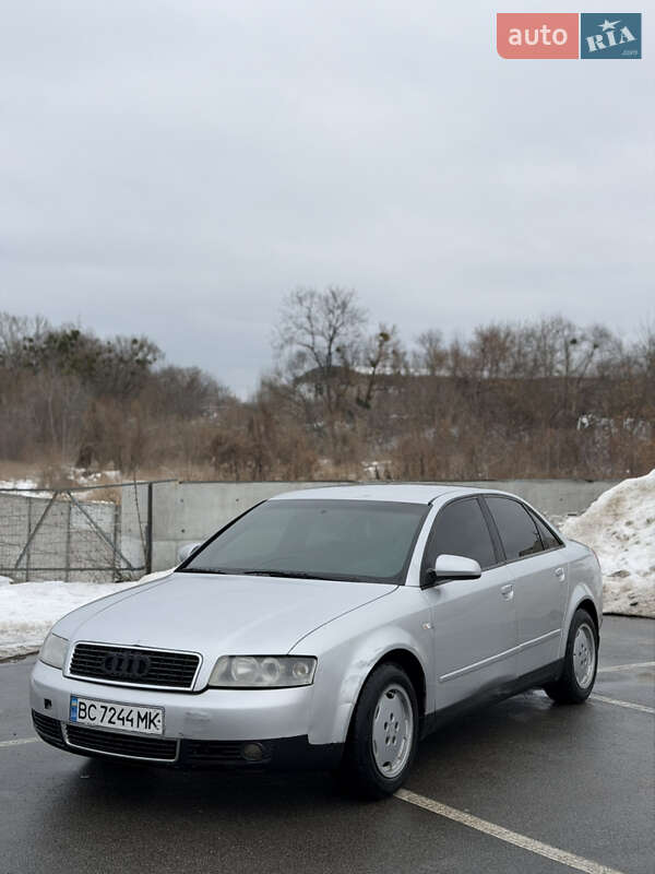 Седан Audi A4 2002 в Києві фото 2 Седан Audi A4 2002 в Києві