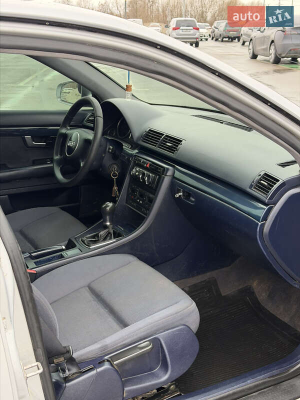 Седан Audi A4 2002 в Києві фото 10 Седан Audi A4 2002 в Києві