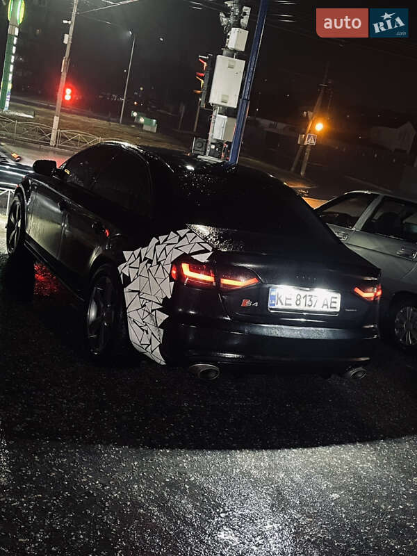 Седан Audi A4 2012 в Кропивницком