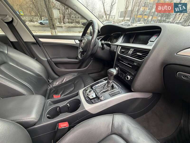 Седан Audi A4 2015 в Києві