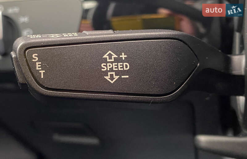 Универсал Audi A4 2018 в Львове