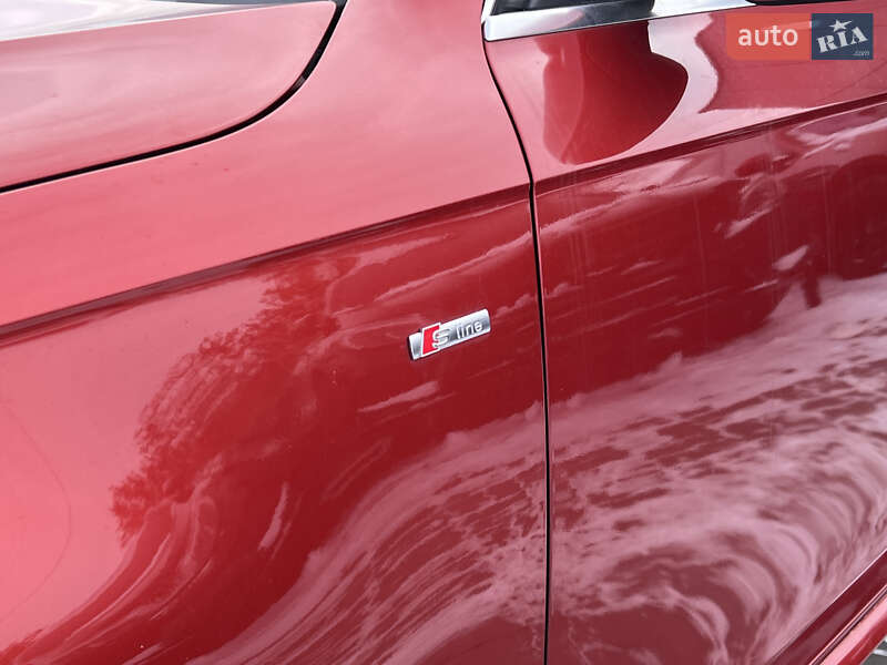 Седан Audi A4 2014 в Нововолынске