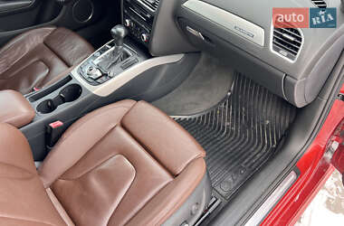 Седан Audi A4 2014 в Нововолынске