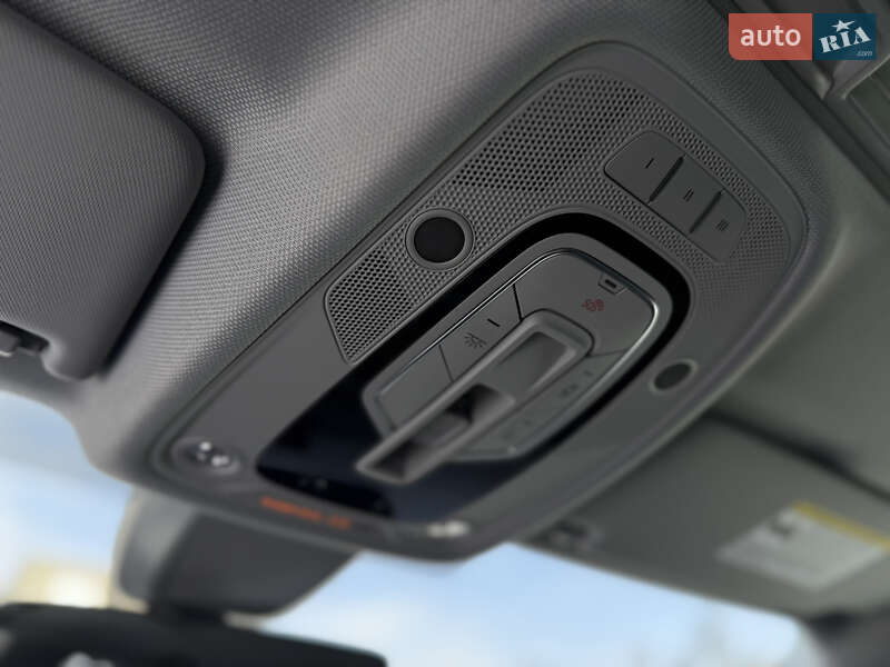 Седан Audi A4 2019 в Львове