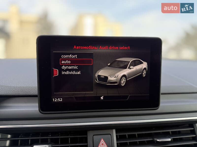 Седан Audi A4 2019 в Львове