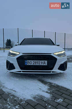 Седан Audi A4 2023 в Бучачі