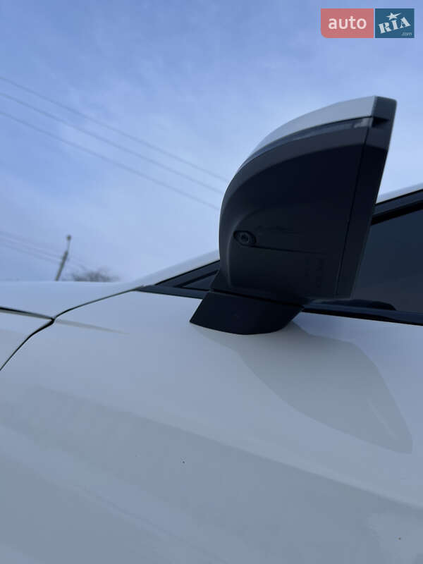 Седан Audi A4 2023 в Бучаче фото 13 Седан Audi A4 2023 в Бучаче