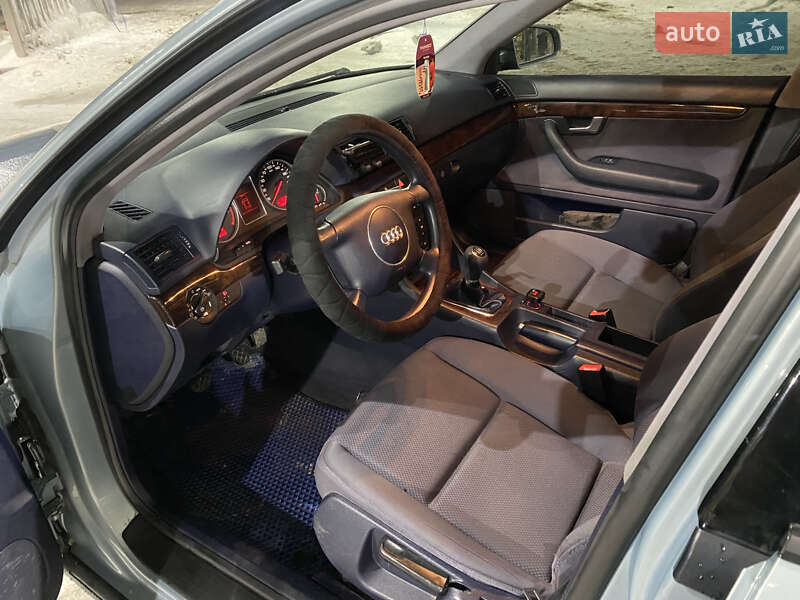 Седан Audi A4 2001 в Києві фото 9 Седан Audi A4 2001 в Києві