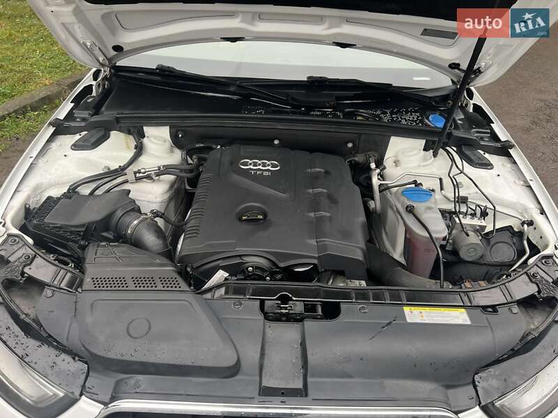 Седан Audi A4 2015 в Ковелі