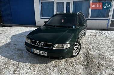 Универсал Audi A4 2000 в Кременце
