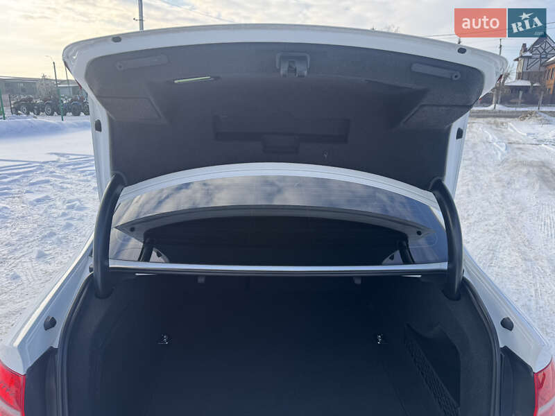 Седан Audi A4 2015 в Луцке фото 49 Седан Audi A4 2015 в Луцке