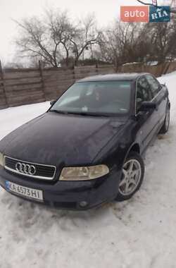 Седан Audi A4 1999 в Києві