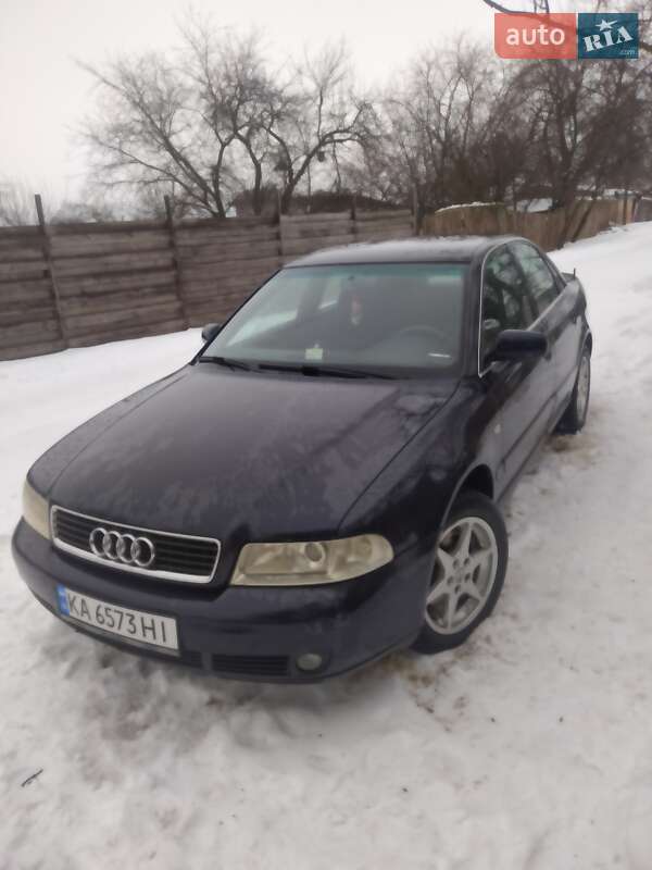 Седан Audi A4 1999 в Києві