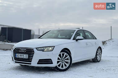 Седан Audi A4 2016 в Львові