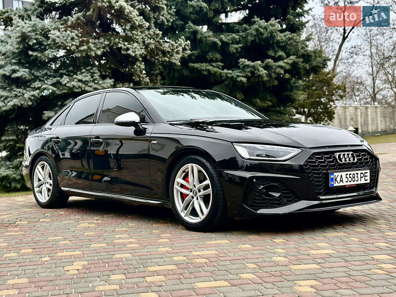 Седан Audi A4 2022 в Одесі