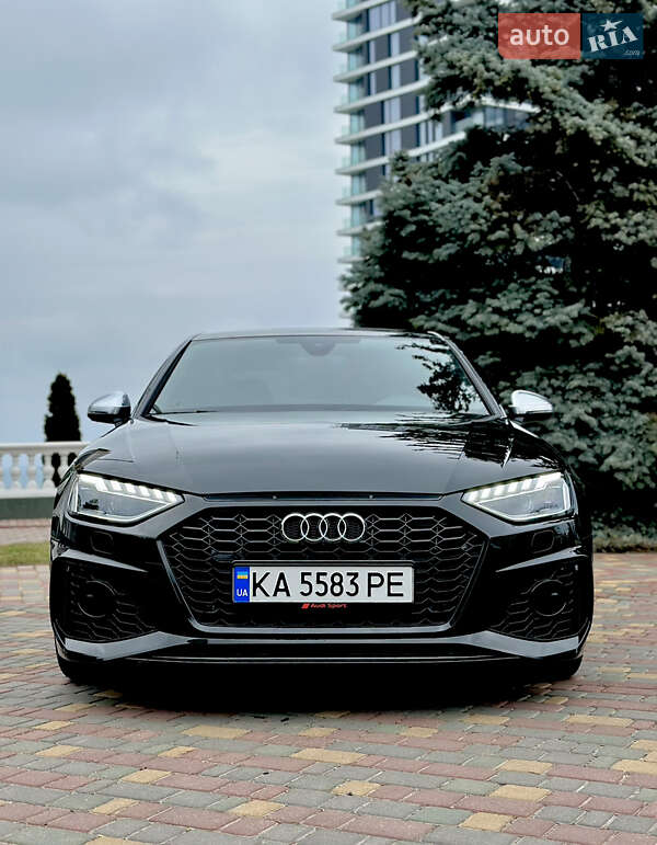 Седан Audi A4 2022 в Одесі
