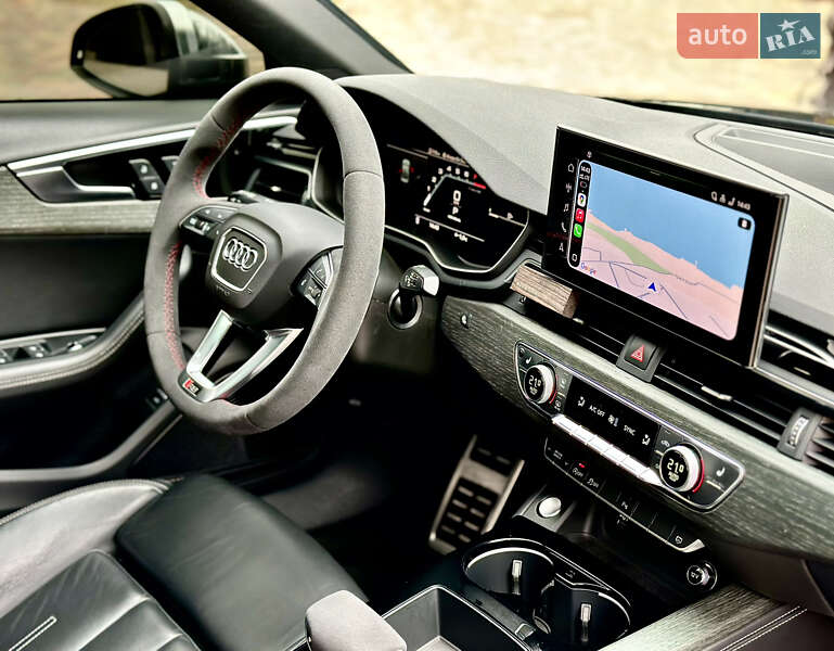 Седан Audi A4 2022 в Одесі