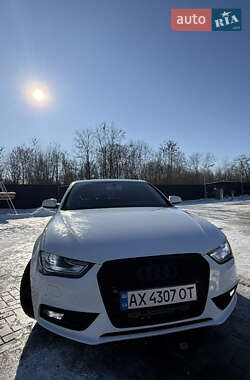 Седан Audi A4 2013 в Каневе