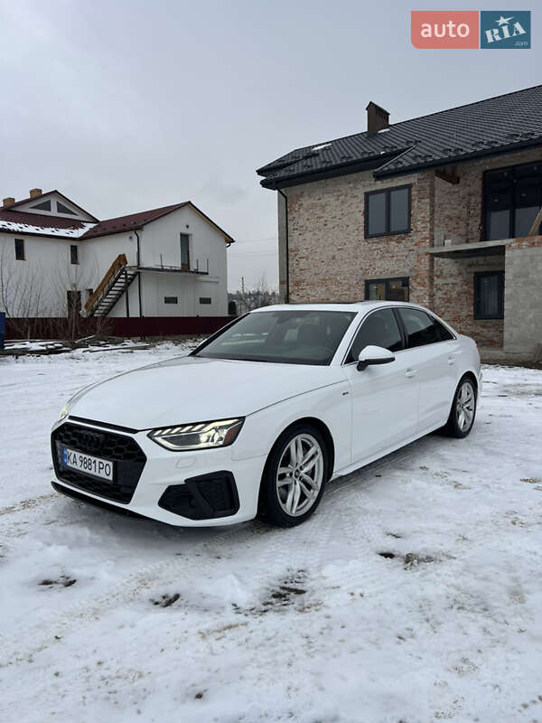 Audi A4 2022