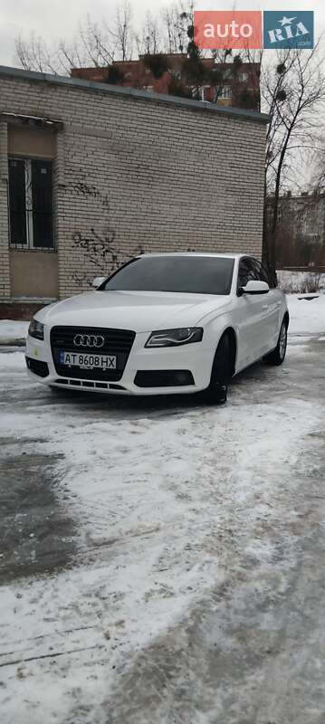 Audi A4 2011
