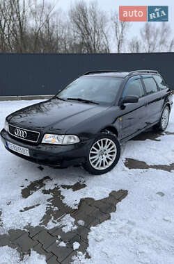 Универсал Audi A4 1997 в Черновцах