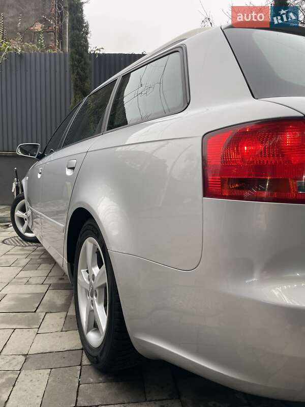 Універсал Audi A4 2005 в Ужгороді