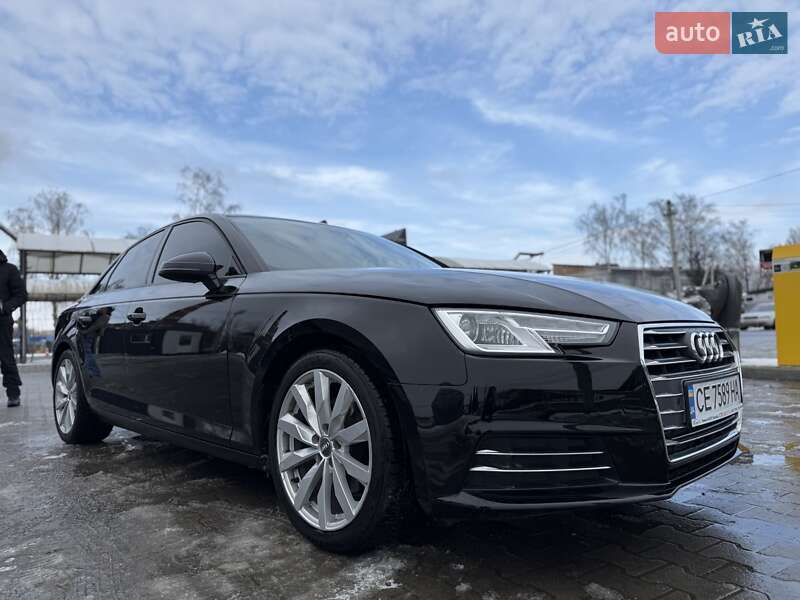 Седан Audi A4 2016 в Черновцах