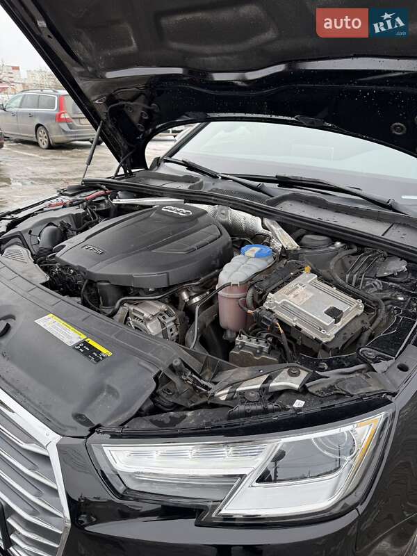 Седан Audi A4 2016 в Черновцах