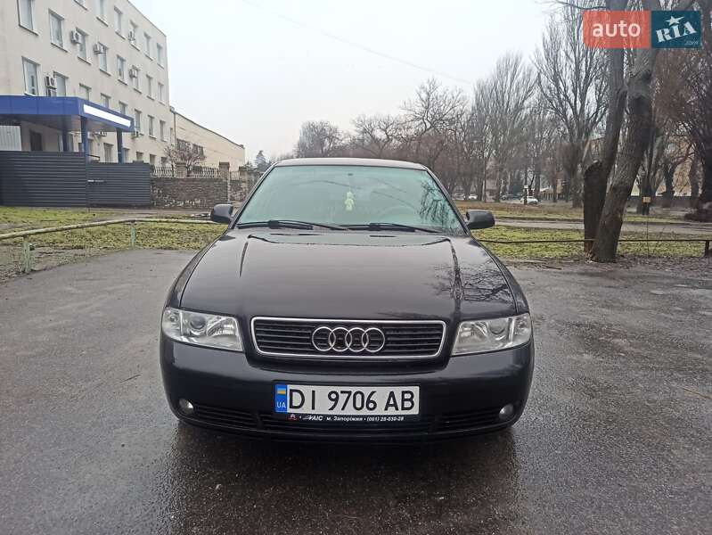 Седан Audi A4 1999 в Запорожье
