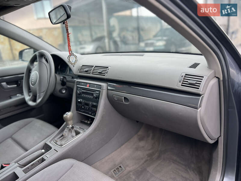 Седан Audi A4 2001 в Львові фото 32 Седан Audi A4 2001 в Львові