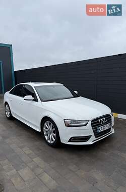 Седан Audi A4 2013 в Ирпене