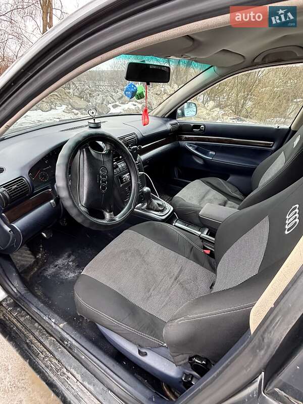 Седан Audi A4 1995 в Нетішині фото 2 Седан Audi A4 1995 в Нетішині