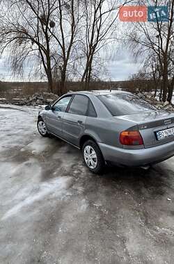 Седан Audi A4 1995 в Нетішині фото Седан Audi A4 1995 в Нетішині