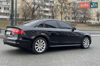 Седан Audi A4 2015 в Луцьку