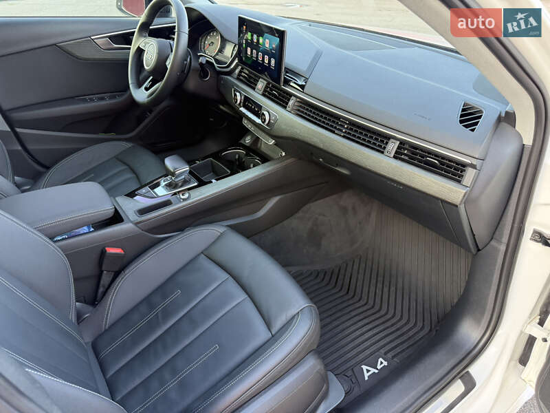 Седан Audi A4 2020 в Киеве