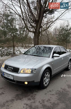 Седан Audi A4 2000 в Ровно