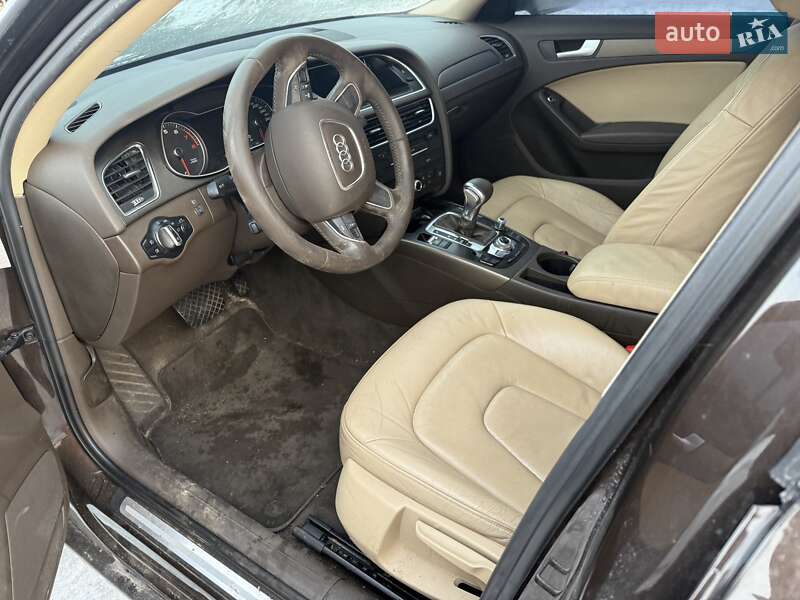 Седан Audi A4 2013 в Києві