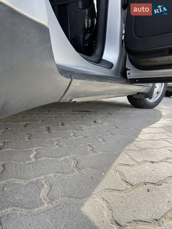 Універсал Audi A4 2002 в Львові фото 4 Універсал Audi A4 2002 в Львові